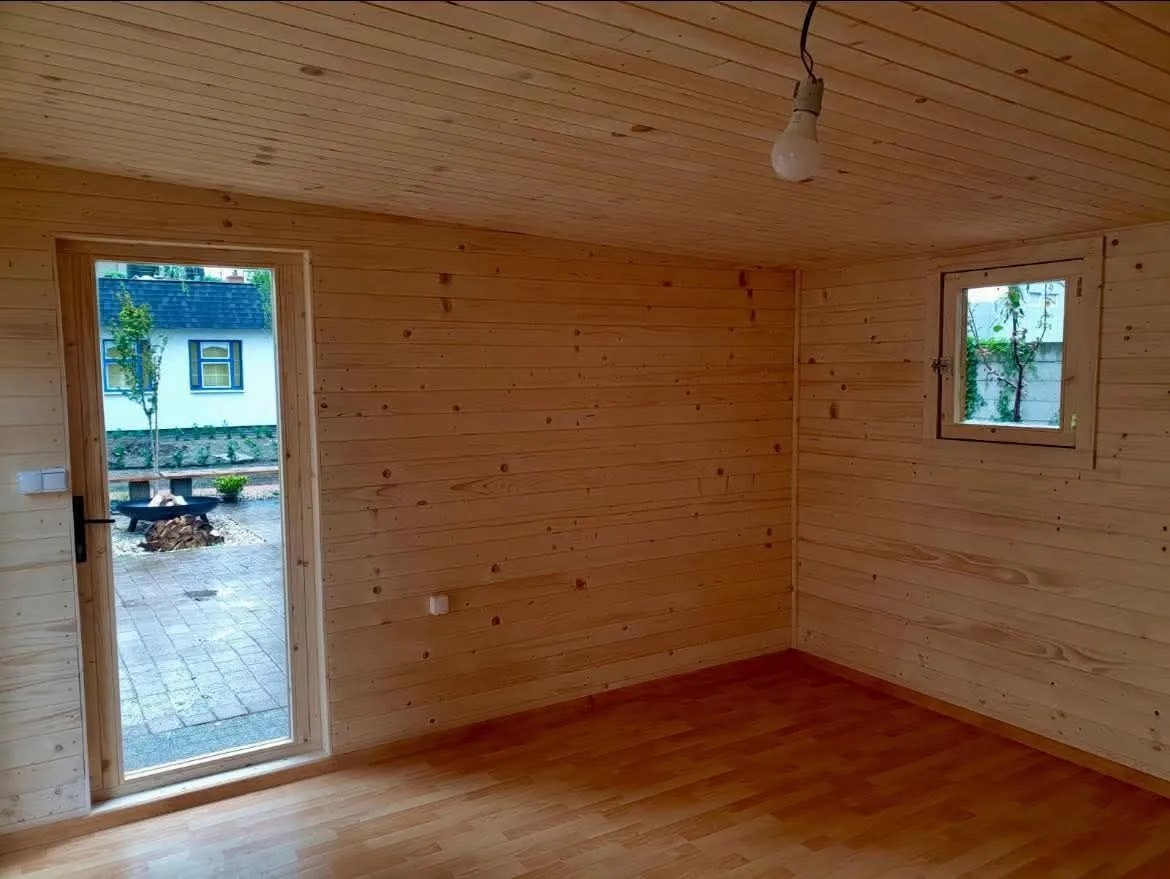 Interior cald din lemn — Case Trainice