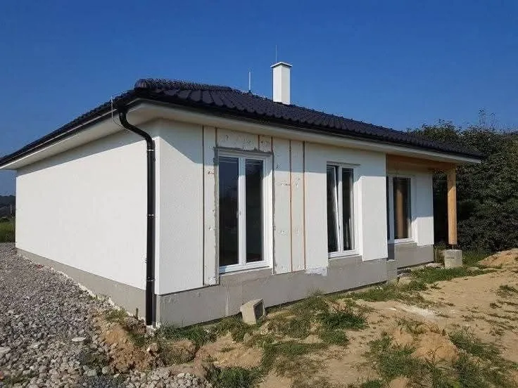 Casă modulară pe structură metalică — Case Trainice